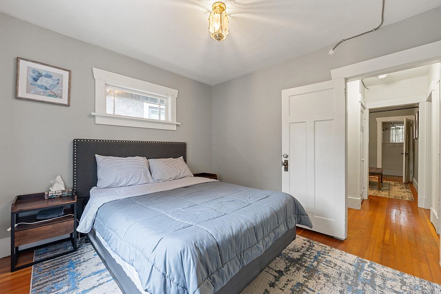 2820 W 13th Avenue Vancouver, BC - 7