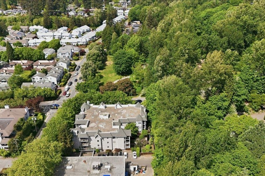 309 1550 Fell Avenue North Vancouver, BC - 25
