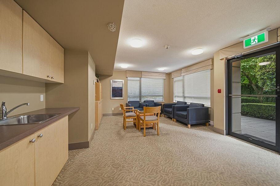 803 3520 Crowley Drive Vancouver, BC - 23