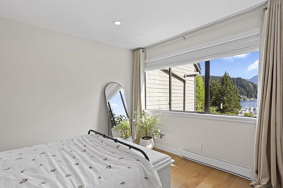 2 2151 Banbury Road North Vancouver, BC - 19