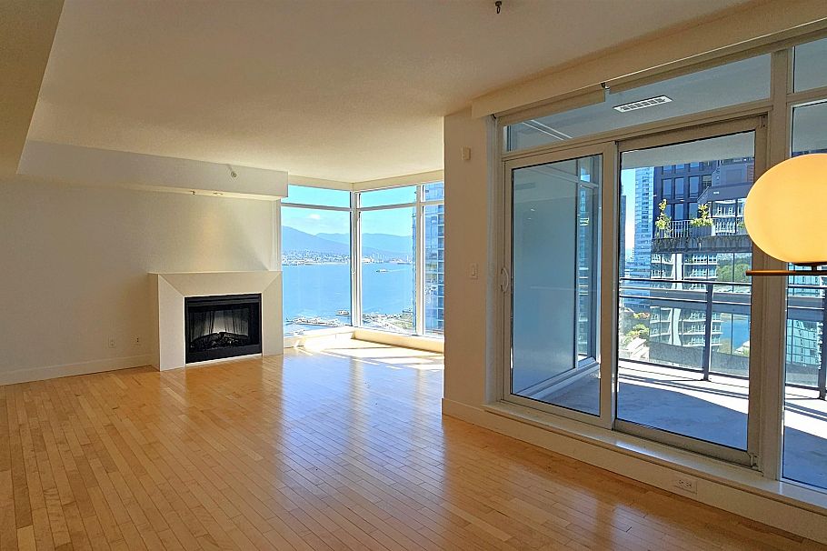 1904 1205 W Hastings Street Vancouver, BC - 2
