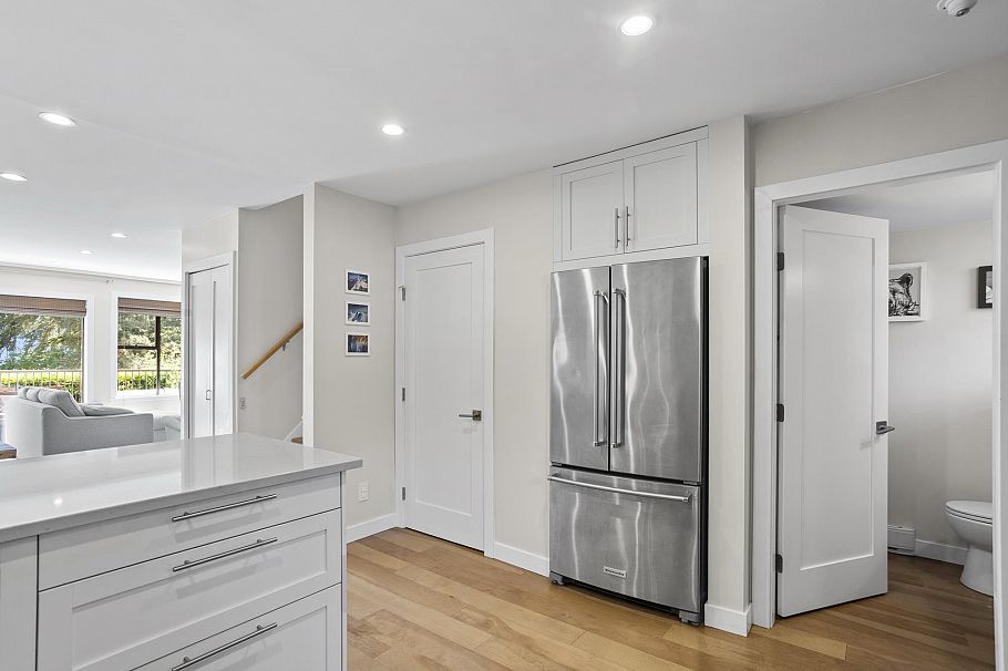 2 2151 Banbury Road North Vancouver, BC - 16