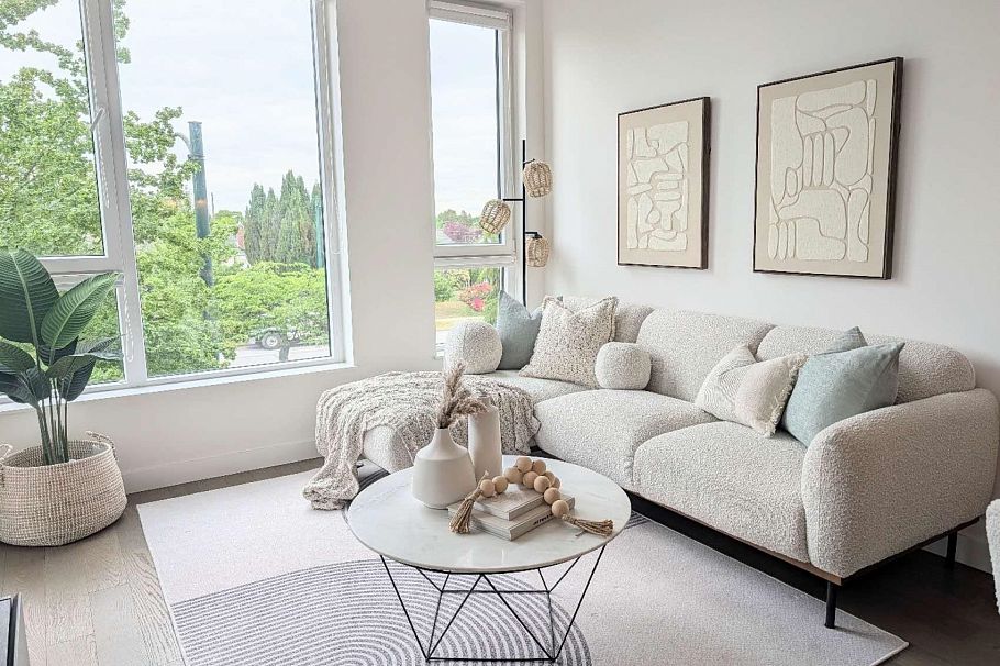 302 5383 Cambie Street Vancouver, BC - 2