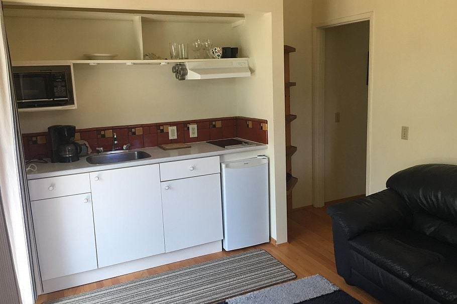 4195 DONCASTER WAY, Vancouver BC V6S 1W1 Vancouver, BC - 1