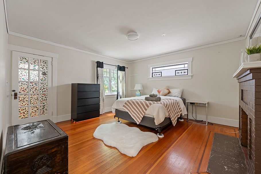 2820 W 13th Avenue Vancouver, BC - 25