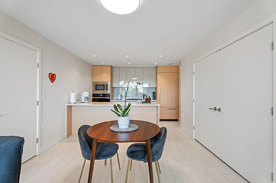 360 8575 Rivergrass Drive Vancouver, BC - 6