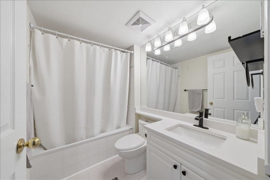 309 1550 Fell Avenue North Vancouver, BC - 14