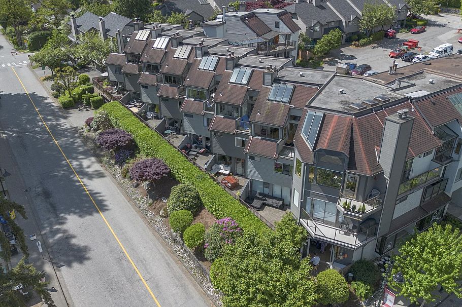 2 2151 Banbury Road North Vancouver, BC - 3