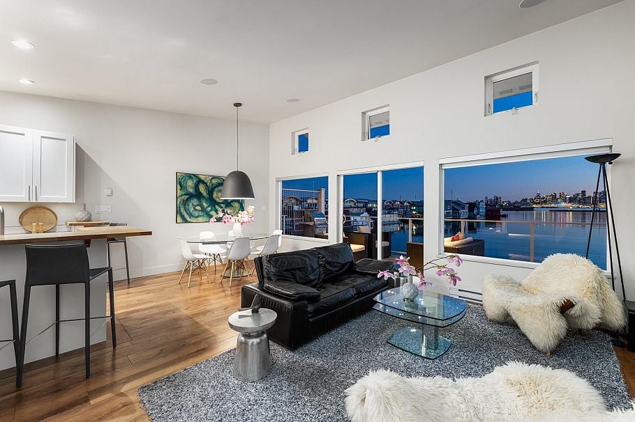 FRSL17 415 W Esplanade Avenue North Vancouver, BC - 34