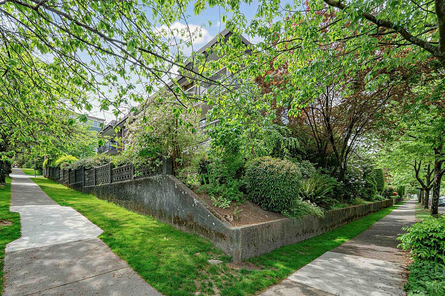 111 588 E 5 Street Vancouver, BC - 24