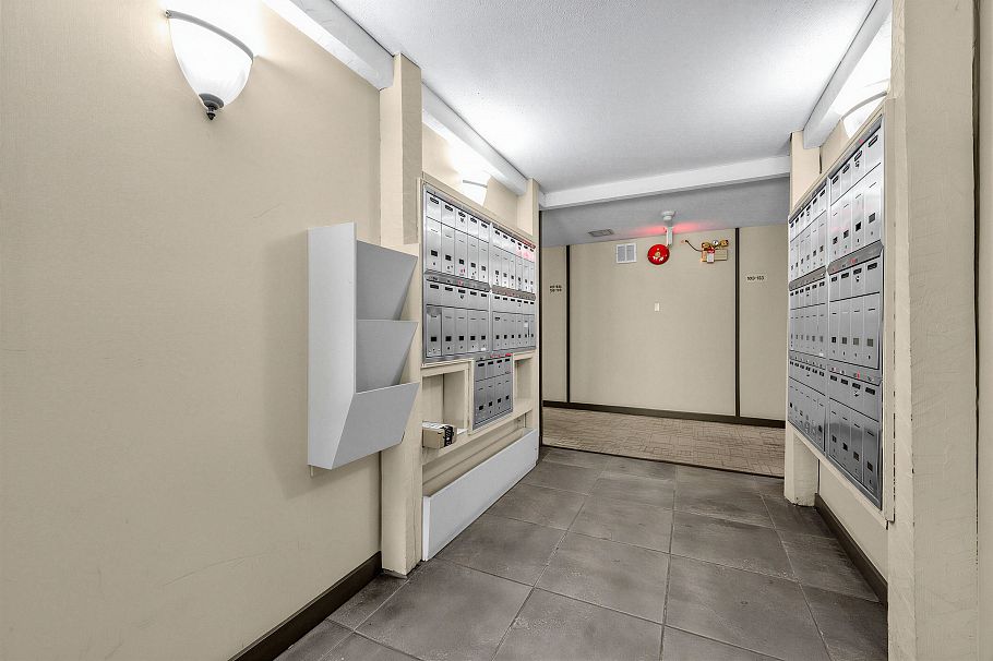 111 588 E 5 Street Vancouver, BC - 27
