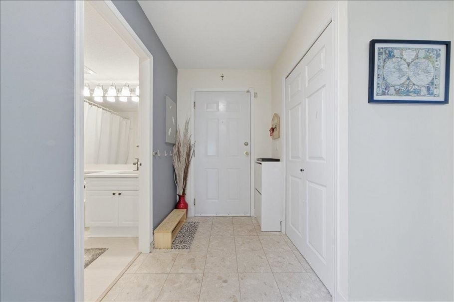 309 1550 Fell Avenue North Vancouver, BC - 11