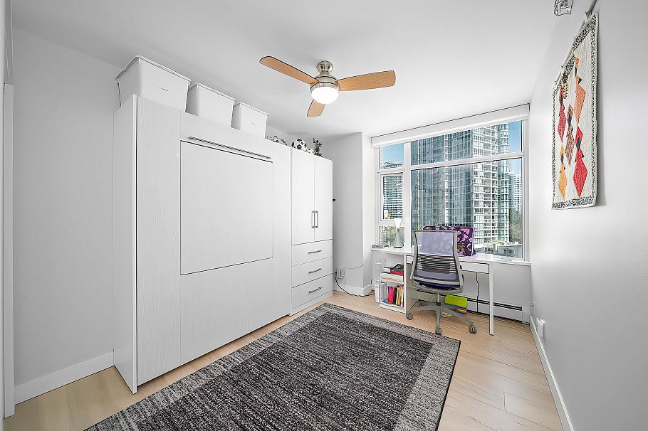 902 1199 Marinaside Crescent Vancouver, BC - 18