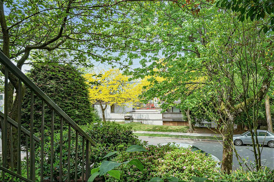 111 588 E 5 Street Vancouver, BC - 25