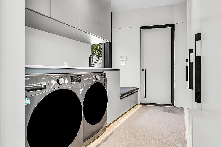 366 W 22nd Avenue Vancouver, BC - 16