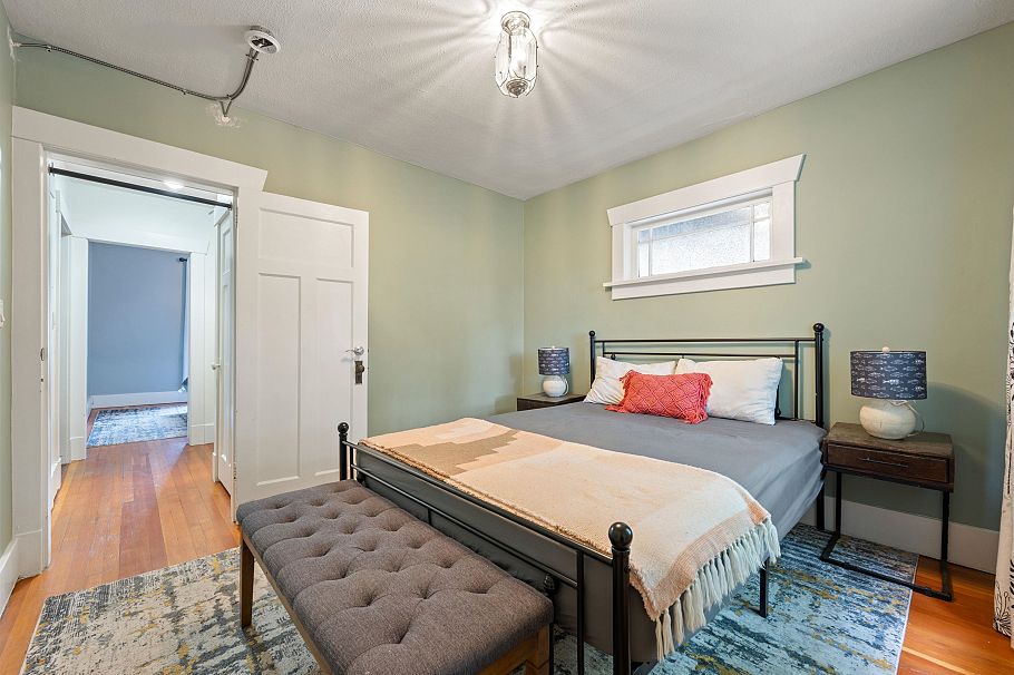 2820 W 13th Avenue Vancouver, BC - 27