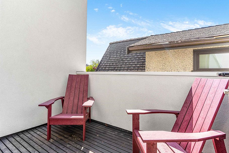 366 W 22nd Avenue Vancouver, BC - 23