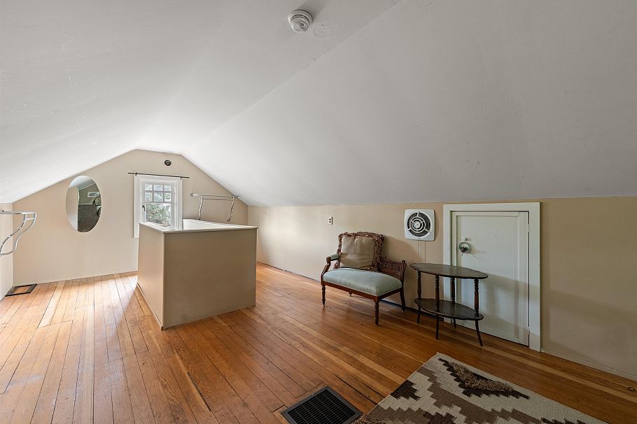 2820 W 13th Avenue Vancouver, BC - 32