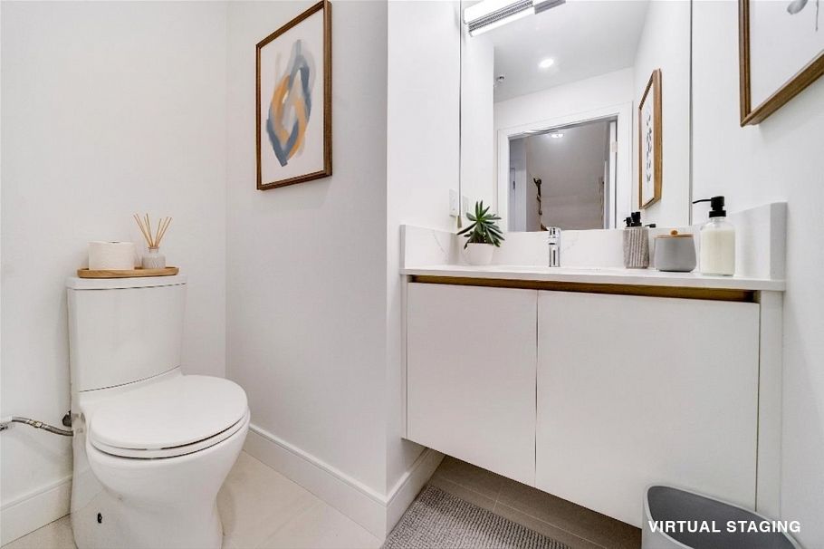 204 918 W 32nd Avenue Vancouver, BC - 11