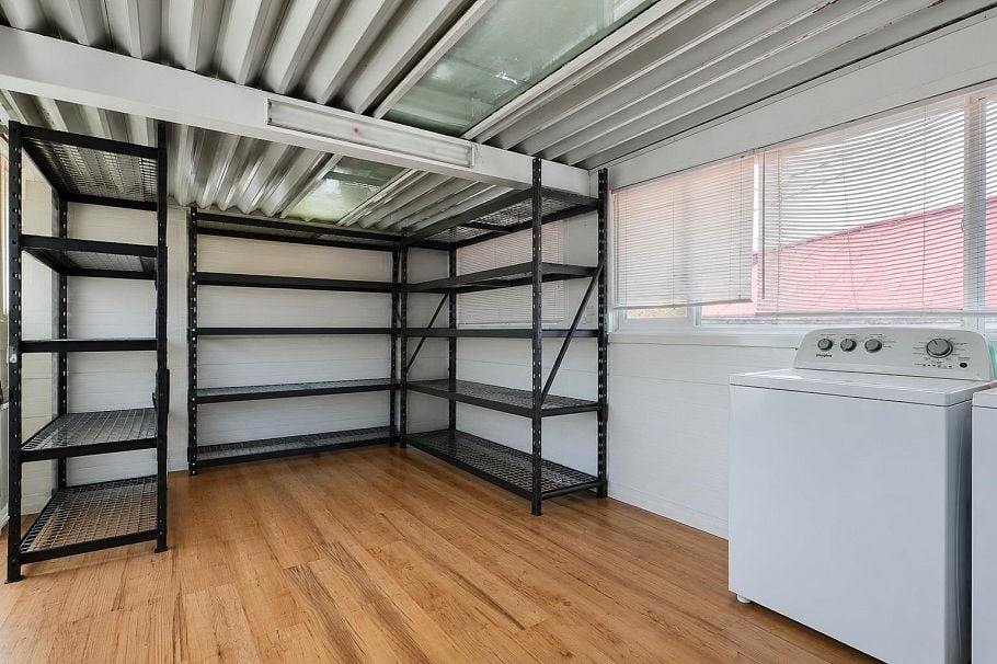 1743 E 49th Avenue Vancouver, BC - 10