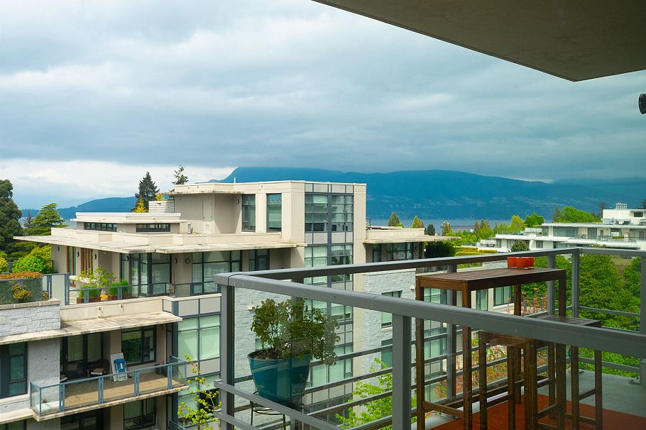 604 6080 Iona Drive Vancouver, BC - 27