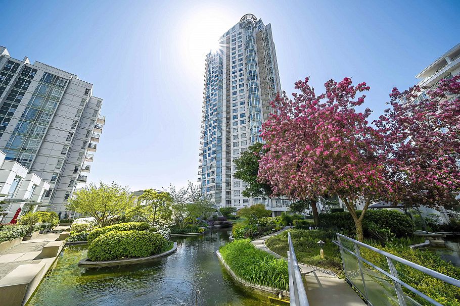 902 1199 Marinaside Crescent Vancouver, BC - 30