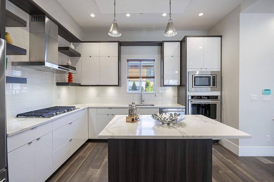 3123 E 7th Avenue Vancouver, BC - 12