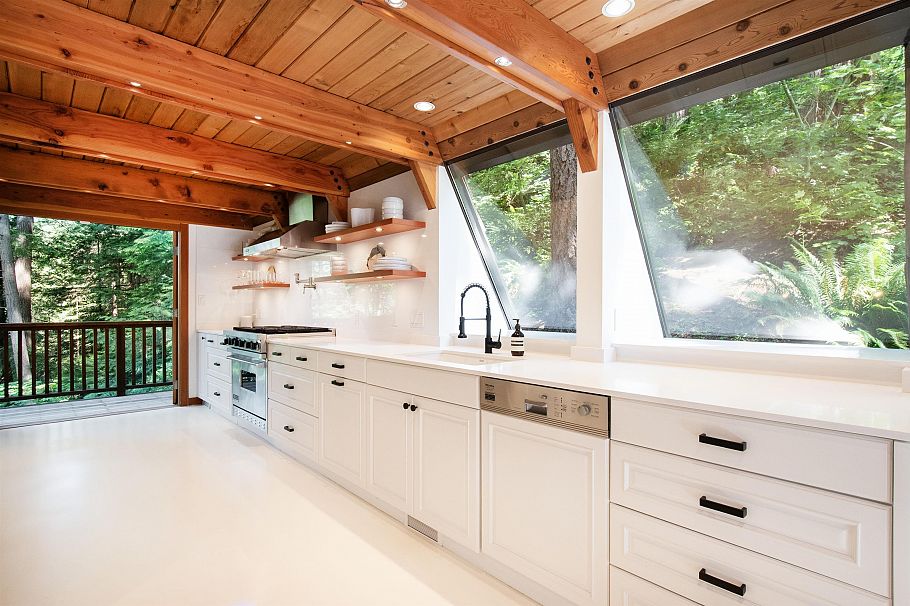 1940 Rivergrove Place North Vancouver, BC - 18
