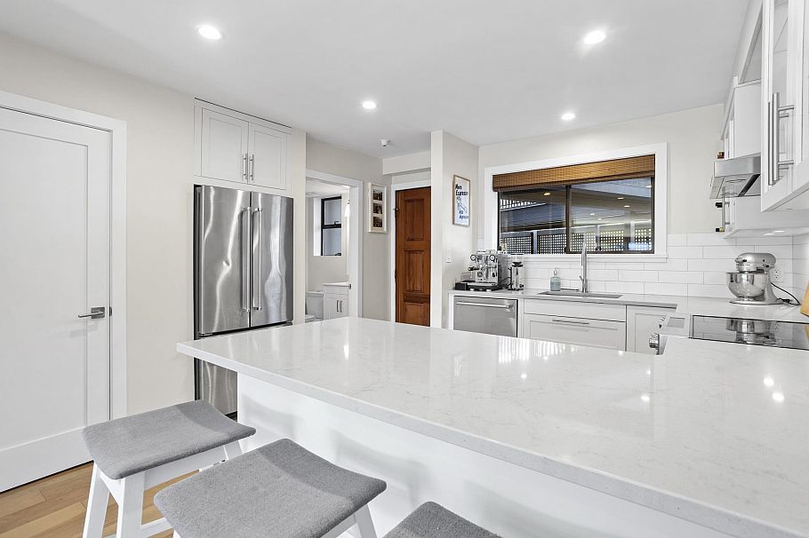 2 2151 Banbury Road North Vancouver, BC - 14