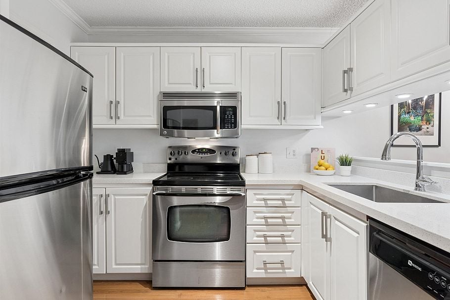 105 2256 W 7th Avenue Vancouver, BC - 12