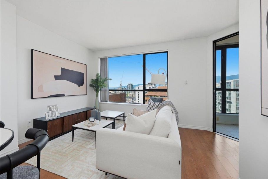 2409 1189 Howe Street Vancouver, BC - 2