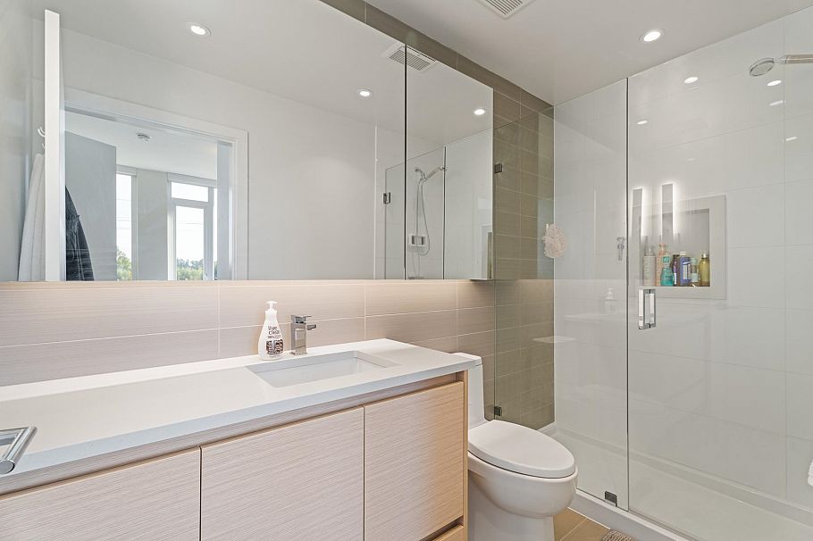 360 8575 Rivergrass Drive Vancouver, BC - 13