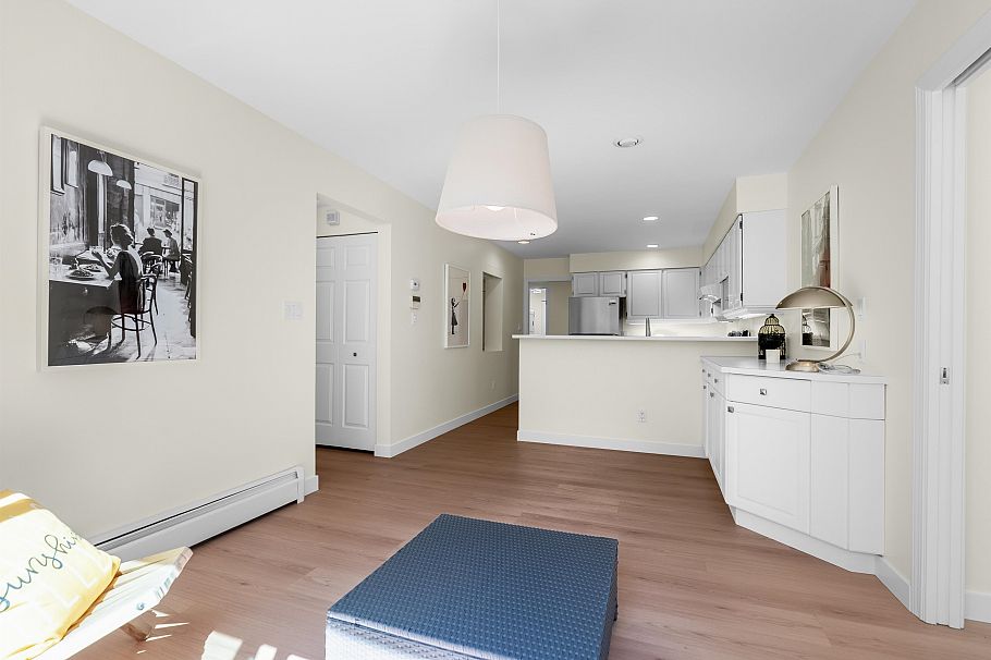 5948 Nancy Greene Way North Vancouver, BC - 5