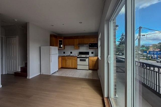 203 2817 Clark Drive Vancouver, BC - 12