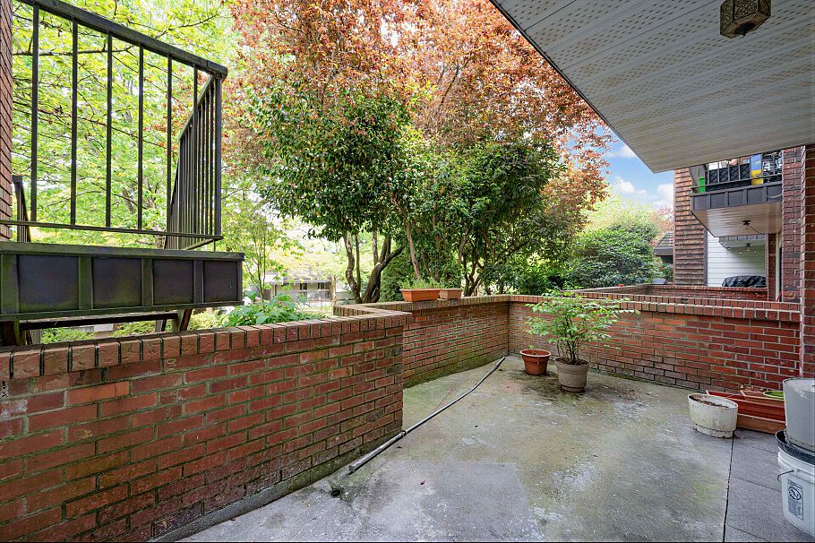 111 588 E 5 Street Vancouver, BC - 18