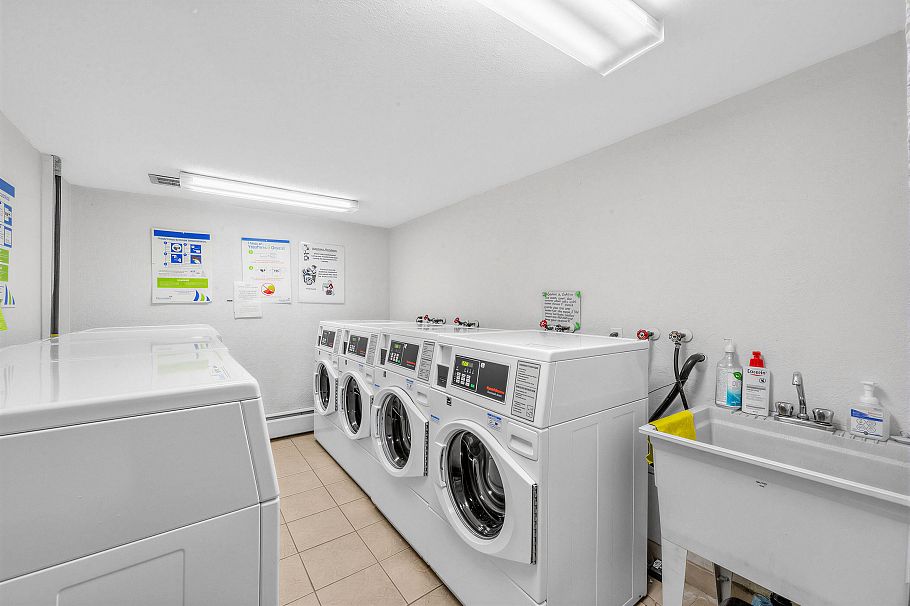 111 588 E 5 Street Vancouver, BC - 20