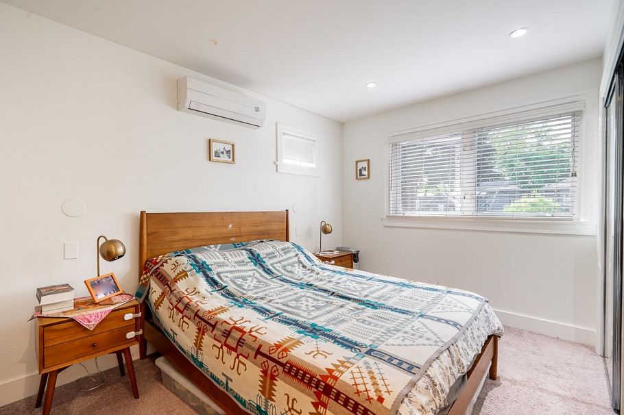 242 W 21st Avenue Vancouver, BC - 15
