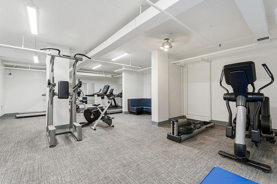 808 2020 Fullerton Avenue North Vancouver, BC - 32