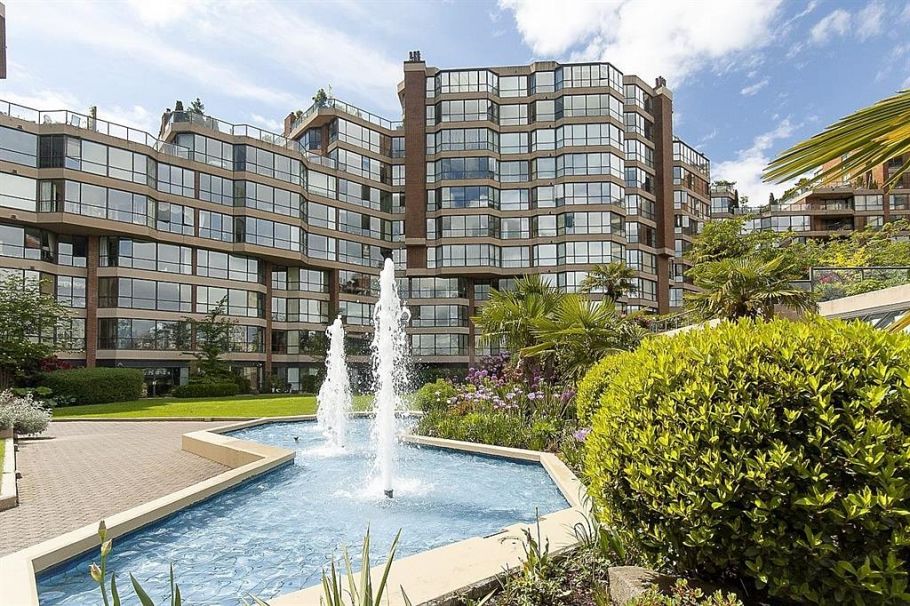410 1490 PENNYFARTHING DRIVE, Vancouver BC V6J 4Z3 Vancouver, BC - 2