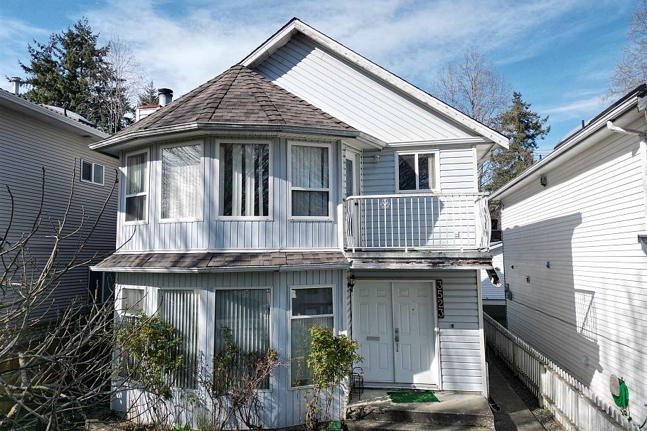 3523 Napier Street Vancouver, BC - 22
