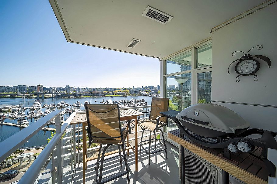 902 1199 Marinaside Crescent Vancouver, BC - 31