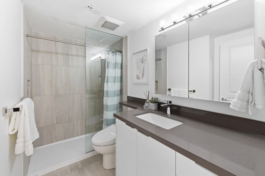 20 3428 Adanac Street Vancouver, BC - 11