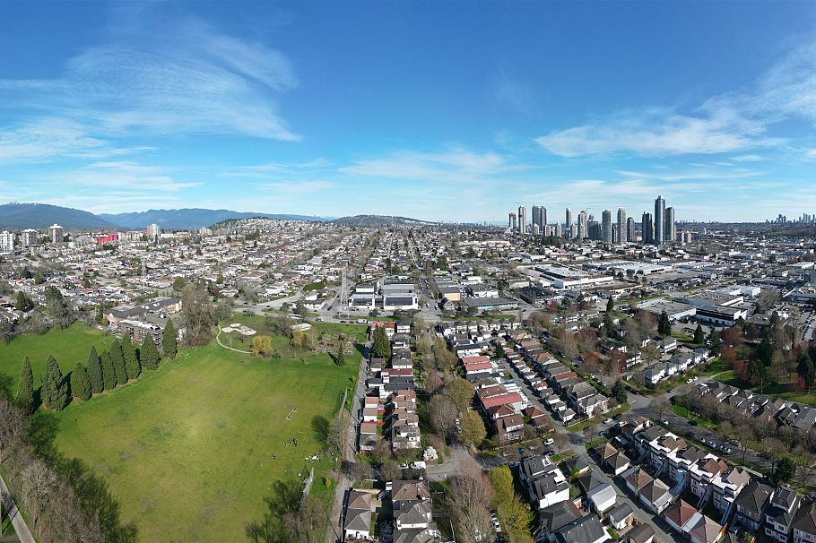 3523 Napier Street Vancouver, BC - 30