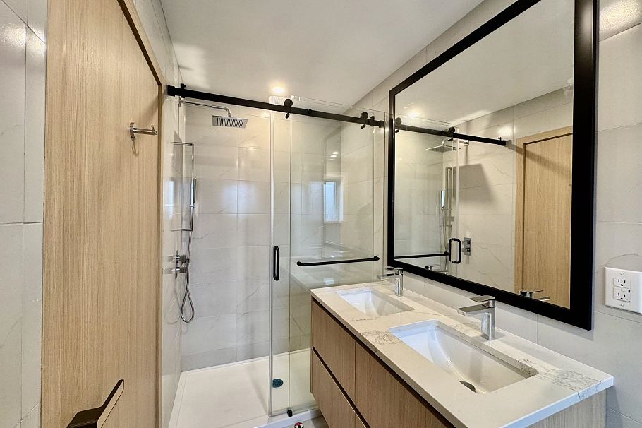 5216 Rupert Street Vancouver, BC - 11