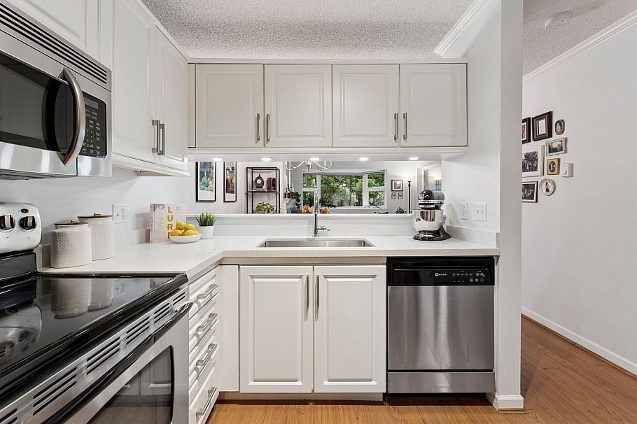 105 2256 W 7th Avenue Vancouver, BC - 11