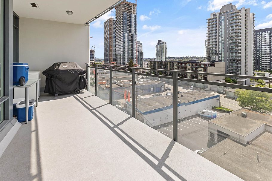607 2085 Skyline Court Burnaby, BC - 2