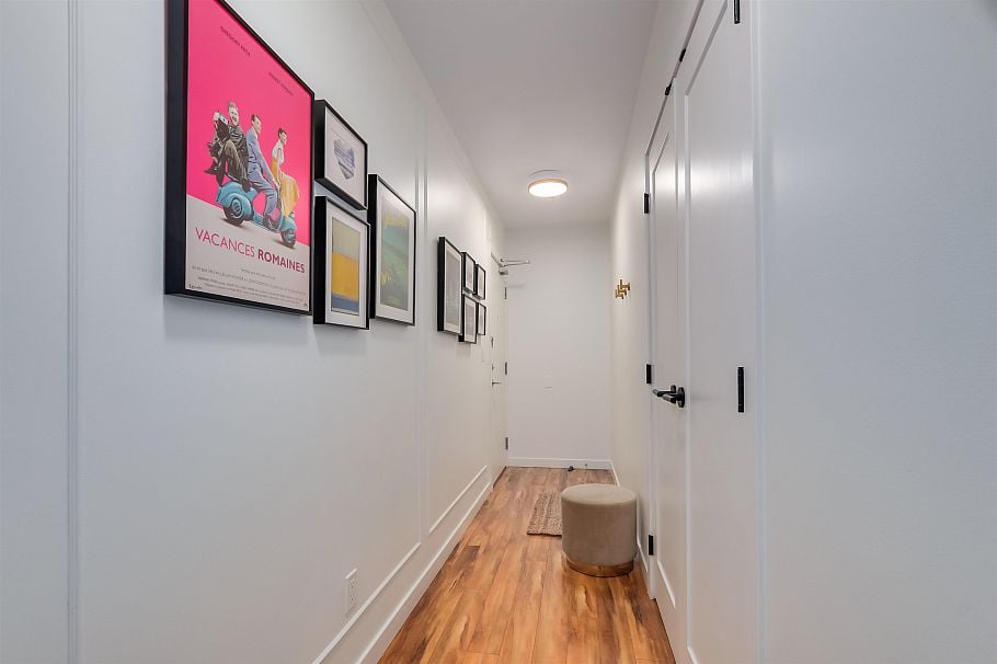 607 289 E 6 Avenue Vancouver, BC - 2