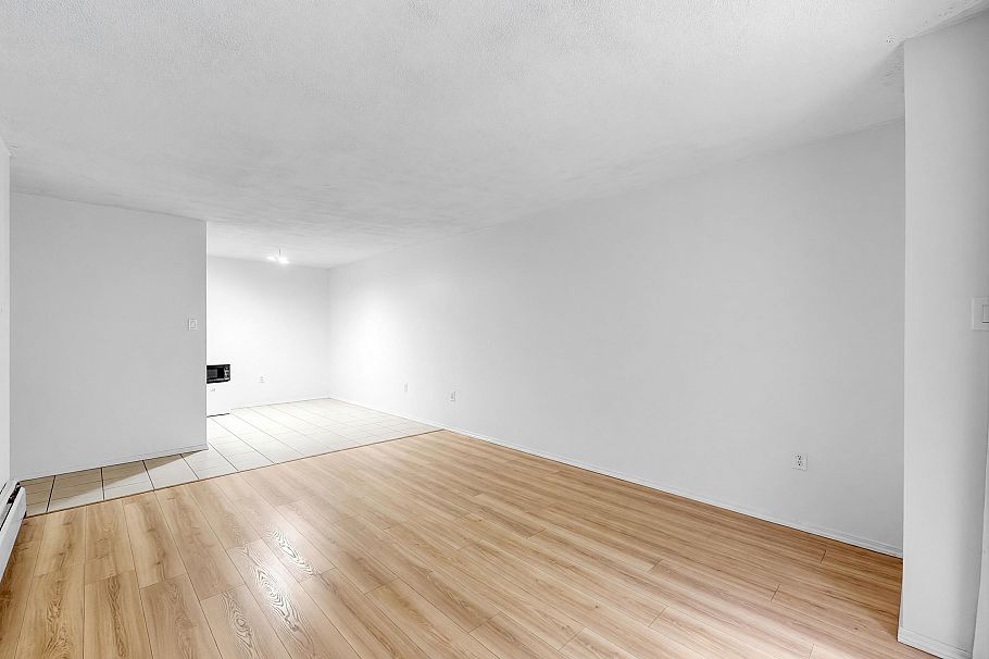 111 588 E 5 Street Vancouver, BC - 6