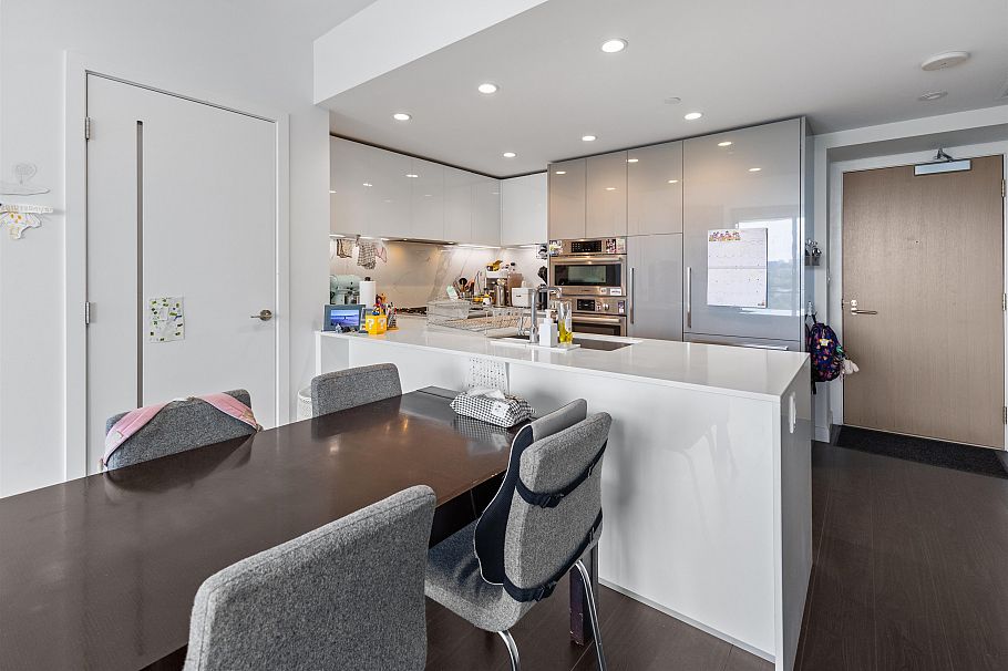 607 2085 Skyline Court Burnaby, BC - 7