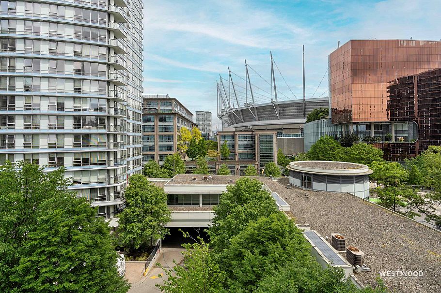 808 939 Expo Boulevard Vancouver, BC - 28